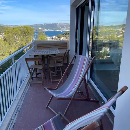 Vue Incroyable, Piscine, Tennis Et Acces - 3 * Saint-Mandrier-sur-Mer